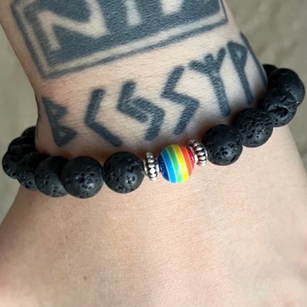 🔴 SALE ! red dot items are 2 for $25 . Bundle more than 3 and its $10 each 🙂 - Picture 3 of 9